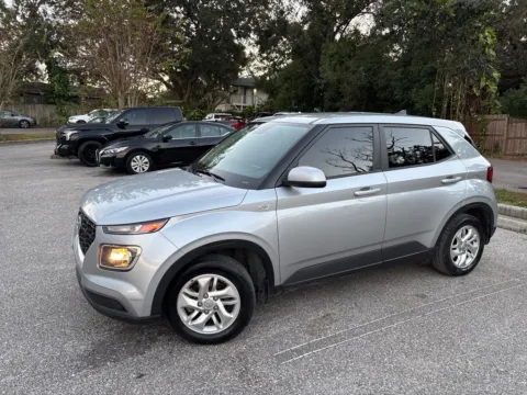 Another view of 2022 Hyundai Venue SE for sale in Seffner, FL at Evo Motors