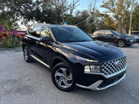 More photos of 2021 Hyundai Santa Fe SEL at Evo Motors, FL