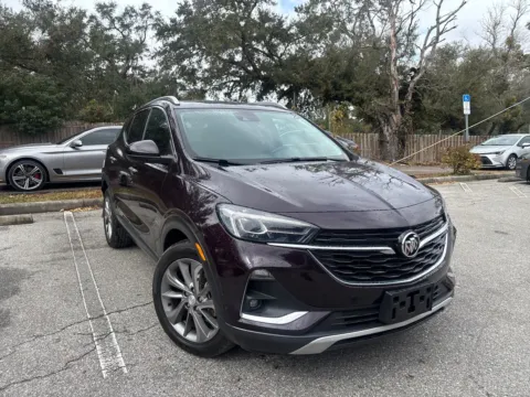 More photos of 2021 Buick Encore GX Essence w/LTHR. PANO SUNR. at Evo Motors, FL