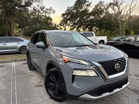 More photos of 2023 Nissan Rogue Platinum w/LTHR. PANO. NAVI. BOSE. at Evo Motors, FL