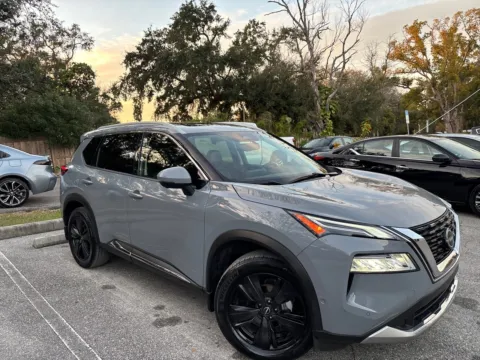 More photos of 2023 Nissan Rogue Platinum w/LTHR. PANO. NAVI. BOSE. at Evo Motors, FL