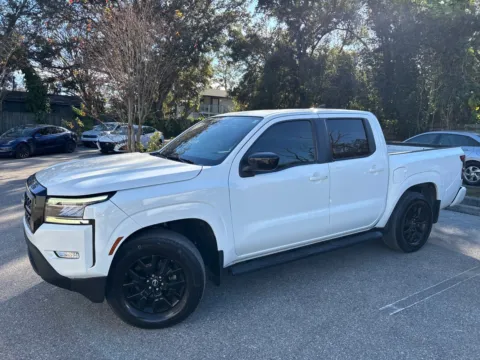 Another view of 2023 Nissan Frontier SV Crew Cab V6 w/TECH & MIDNIGHT PKG. for sale in Seffner, FL at Evo Motors