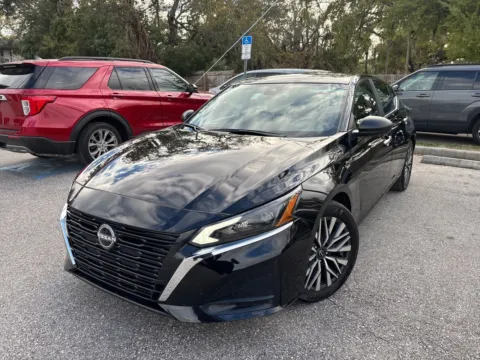 Black 2025 Nissan Altima SV for sale in Seffner, FL