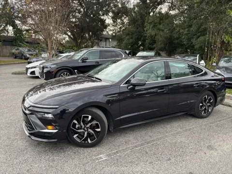 Another view of 2025 Hyundai Sonata SEL for sale in Seffner, FL at Evo Motors