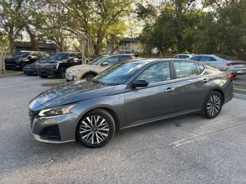 Another view of 2025 Nissan Altima SV for sale in Seffner, FL at Evo Motors