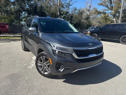More photos of 2021 Kia Seltos S at Evo Motors, FL