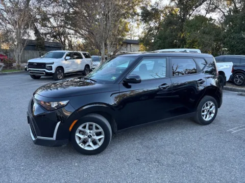 Another view of 2025 Kia Soul LX for sale in Seffner, FL at Evo Motors