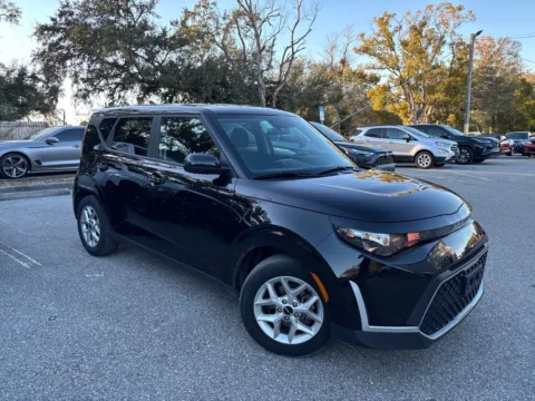 More photos of 2025 Kia Soul LX at Evo Motors, FL