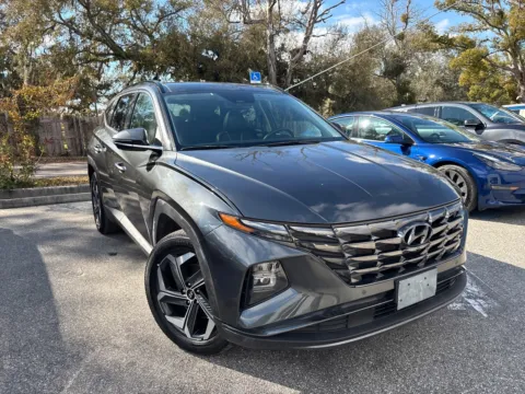 More photos of 2023 Hyundai Tucson Limited AWD at Evo Motors, FL