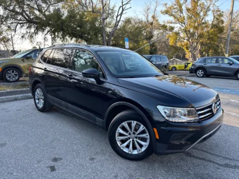 More photos of 2019 Volkswagen Tiguan S w/THREE ROW SEATING at Evo Motors, FL