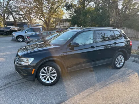 Another view of 2019 Volkswagen Tiguan S w/THREE ROW SEATING for sale in Seffner, FL at Evo Motors