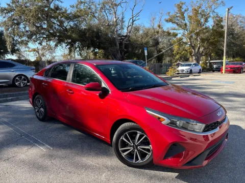 More photos of 2022 Kia Forte LXS at Evo Motors, FL
