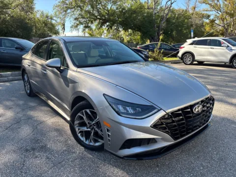 More photos of 2021 Hyundai Sonata SEL at Evo Motors, FL