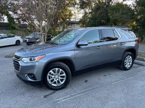 Another view of 2021 Chevrolet Traverse LT Leather for sale in Seffner, FL at Evo Motors