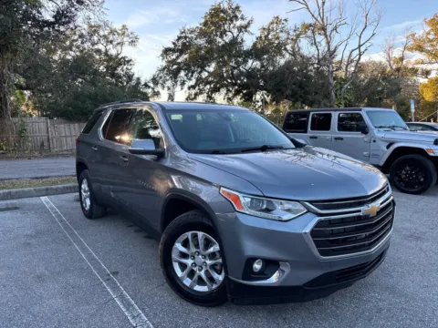 More photos of 2021 Chevrolet Traverse LT Leather at Evo Motors, FL