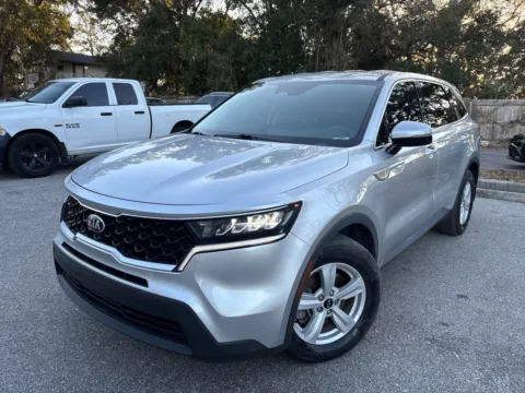 Silver 2021 Kia Sorento LX for sale in Seffner, FL