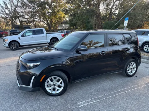 Another view of 2023 Kia Soul S for sale in Seffner, FL at Evo Motors