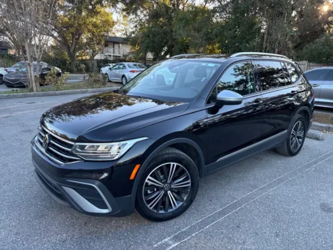 Photos of 2024 Volkswagen Tiguan Wolfsburg Edition w/THREE-ROW LTHR & PANO SUNROOF for sale in Seffner, FL at Evo Motors