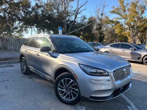 More photos of 2022 Lincoln Corsair Standard at Evo Motors, FL