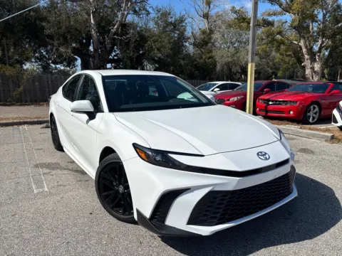 More photos of 2025 Toyota Camry SE at Evo Motors, FL