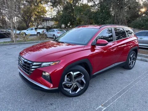 Photos of 2023 Hyundai Tucson SEL w/CONVENIENCE PKG. LTHR. SUNROOF for sale in Seffner, FL at Evo Motors