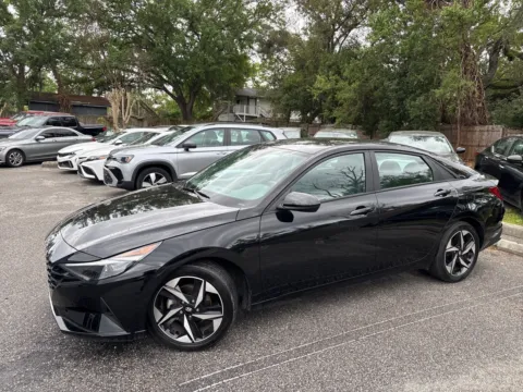 Another view of 2023 Hyundai Elantra SEL for sale in Seffner, FL at Evo Motors