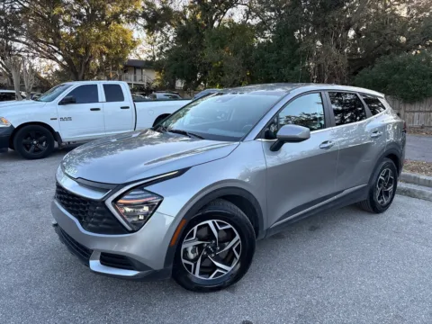 Photos of 2024 Kia Sportage LX for sale in Seffner, FL at Evo Motors