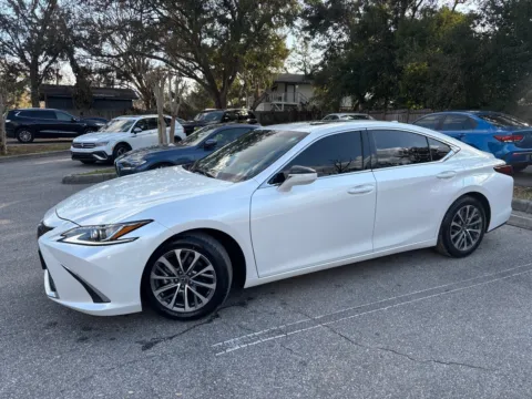 Another view of 2024 Lexus ES 350 for sale in Seffner, FL at Evo Motors