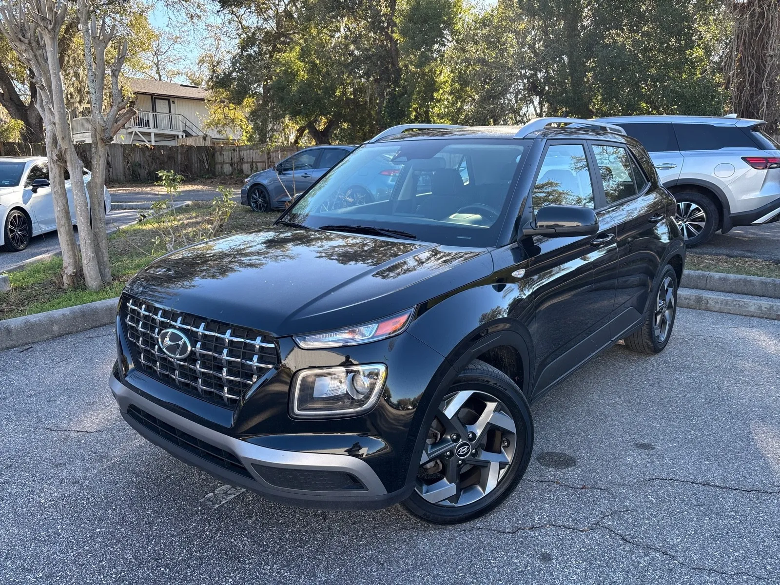 Black 2024 Hyundai Venue SEL for sale in Seffner, FL
