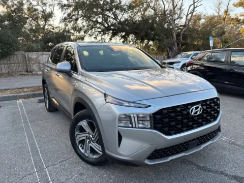More photos of 2021 Hyundai Santa Fe SE at Evo Motors, FL