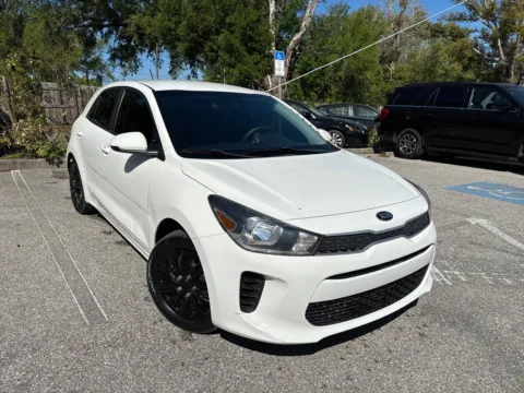 More photos of 2020 Kia Rio 5-Door S Hatchback at Evo Motors, FL