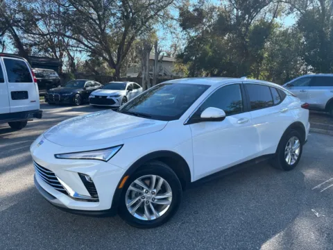 Photos of 2025 Buick Envista Preferred for sale in Seffner, FL at Evo Motors