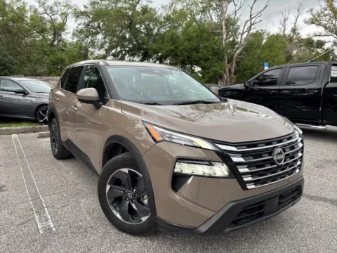 More photos of 2025 Nissan Rogue SV AWD at Evo Motors, FL