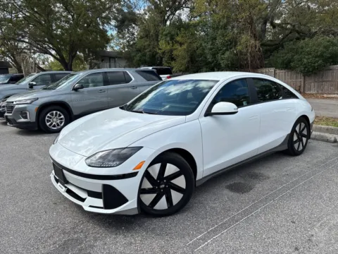 Photos of 2025 Hyundai IONIQ 6 SE Standard Range for sale in Seffner, FL at Evo Motors