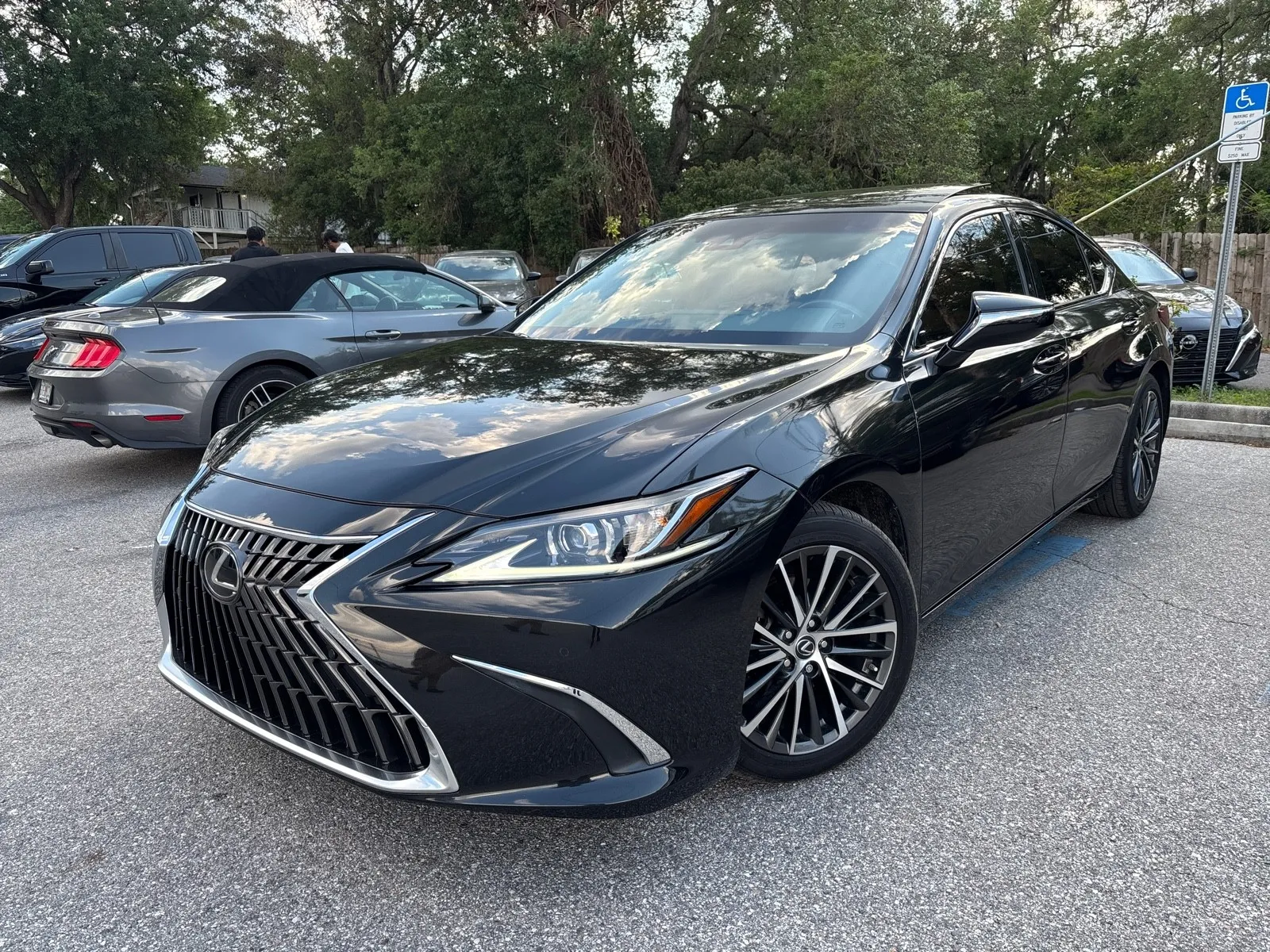 Gray 2022 Lexus ES 350 W/PREMIUM & NAVI PKG. PANO SUNROOF. BIG DISPLAY for sale in Seffner, FL