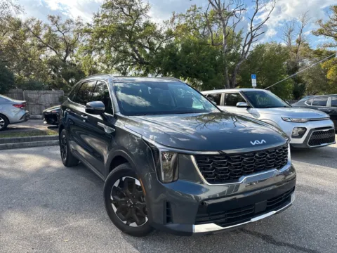 More photos of 2025 Kia Sorento S at Evo Motors, FL