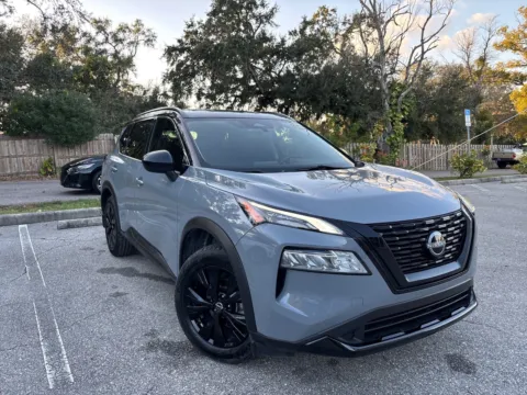 More photos of 2023 Nissan Rogue SV w/PREMIUM & MIDNIGHT PKG. LTHR. PANO. WHEELS. at Evo Motors, FL