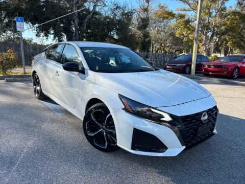 More photos of 2025 Nissan Altima SR at Evo Motors, FL