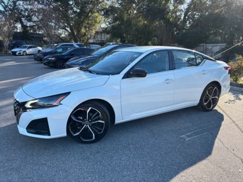 Another view of 2025 Nissan Altima SR for sale in Seffner, FL at Evo Motors