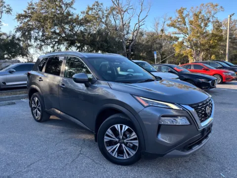 More photos of 2023 Nissan Rogue SV AWD w/PREMIUM PKG. LTHR. PANO. at Evo Motors, FL