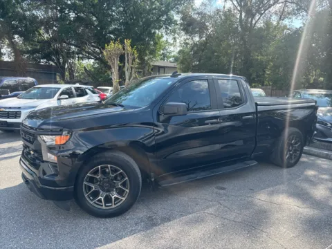 Another view of 2022 Chevrolet Silverado 1500 Custom Extended Cab w/WHEELS & LEATHER for sale in Seffner, FL at Evo Motors