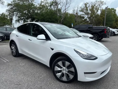 More photos of 2021 Tesla Model Y Long Range at Evo Motors, FL