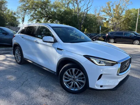 More photos of 2023 INFINITI QX50 PURE at Evo Motors, FL