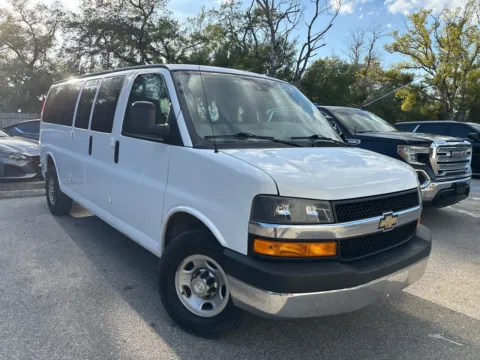 More photos of 2020 Chevrolet Express Passenger LT at Evo Motors, FL