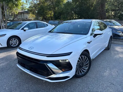 White 2025 Hyundai Sonata Hybrid SEL for sale in Seffner, FL