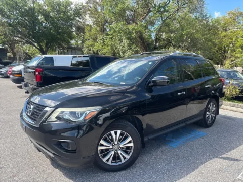 Photos of 2018 Nissan Pathfinder S for sale in Seffner, FL at Evo Motors