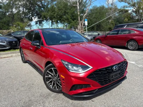 More photos of 2020 Hyundai Sonata SEL Plus at Evo Motors, FL