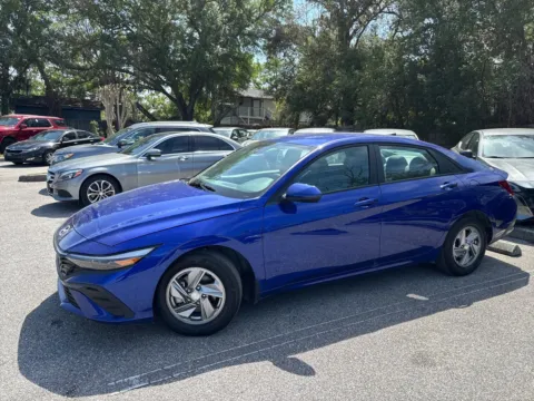 Another view of 2025 Hyundai Elantra SE for sale in Seffner, FL at Evo Motors