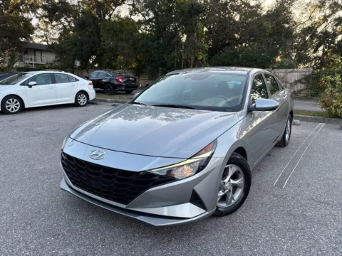 Silver 2022 Hyundai Elantra SE for sale in Seffner, FL