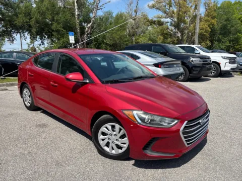 More photos of 2017 Hyundai Elantra SE at Evo Motors, FL